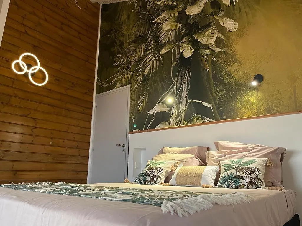Villa Cajou Chambres D\'Hotes Chez L\'Habitant Et Zanzibar Cottage location