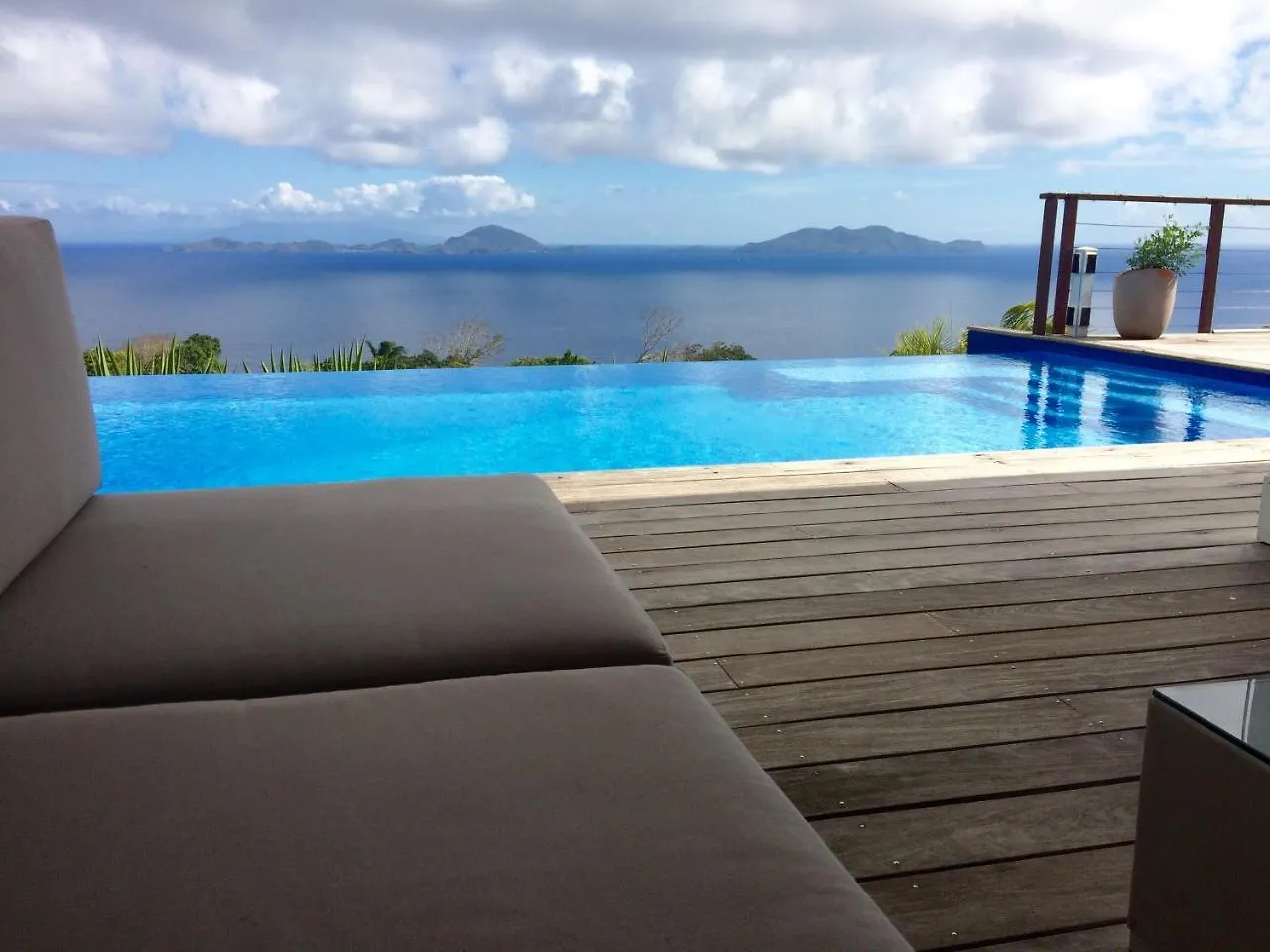 Villa Cajou Chambres D'Hotes Chez L'Habitant Et Zanzibar Cottage Trois-Rivieres Bed & Breakfast